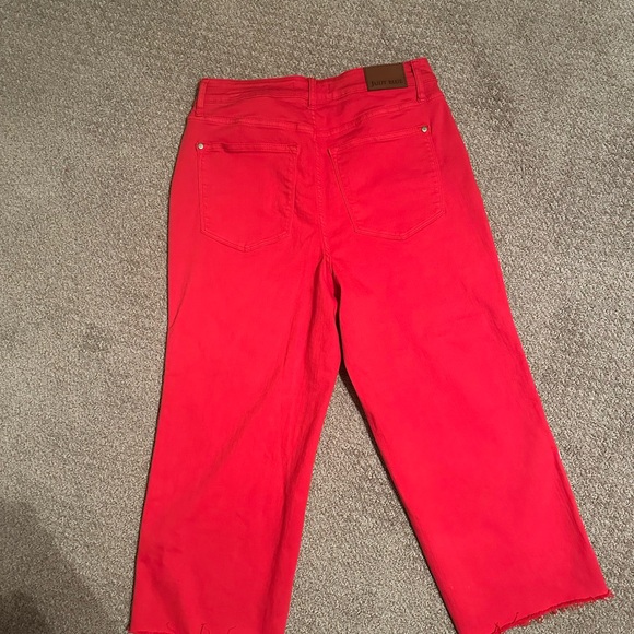 Judy Blue, Red Crop, 24” inseam - Picture 1 of 2
